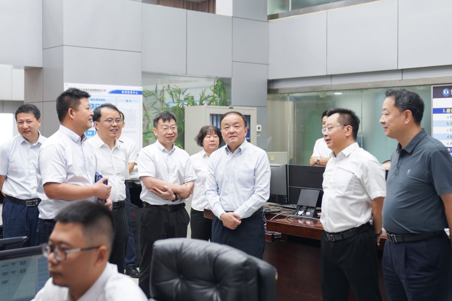 2024年7月11日，何紅心調研清江公司梯調中心（攝影：楊海青）